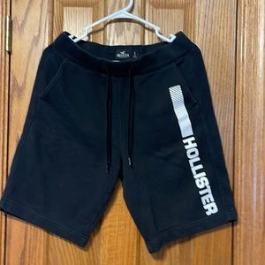 Hollister sweat shorts S